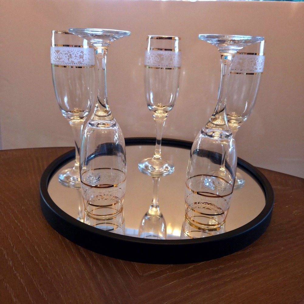 Paloma 24k gold crystal hand-decorated champagne flutes white etch scroll set 5